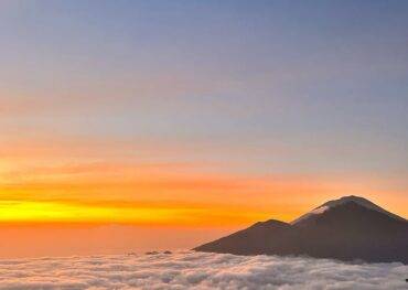 mount batur trekking