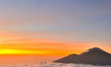 mount batur trekking